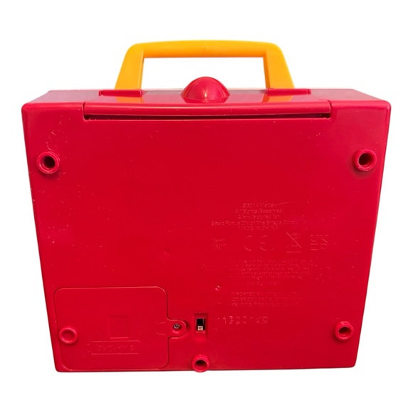 FISHER PRICE Classic Kids Record Player Toy with 4 Records 2014 - Picture 5 of 7